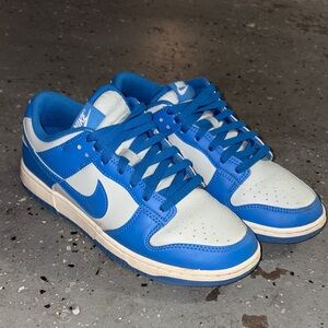 Nike Men's Blue and White Dunks